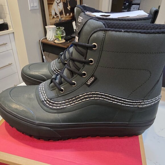NWT MEN'S VANS MTE STANDARD MID WATERPROOF BOOTS BLAKE PAUL SIZE 12 NEW - Picture 1 of 13